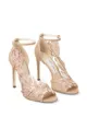 الصورة 2 من Jimmy Choo صندل مزين بدانتيل وكعب 10 سم