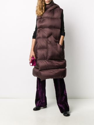 sleeveless puffer jacket展示图