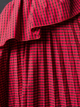 off-the-shoulder gingham mini smock dress展示图