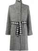 الصورة 1 من Emporio Armani معطف كاروهات بخصر برباط