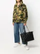 الصورة 2 من Love Moschino شنطة مبطنة بشعار الماركة