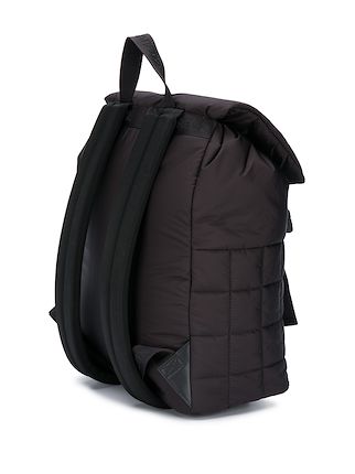 quilted logo backpack展示图