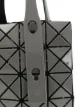 Bao Bao Issey Miyake شنطة عملية بطبعة هندسية