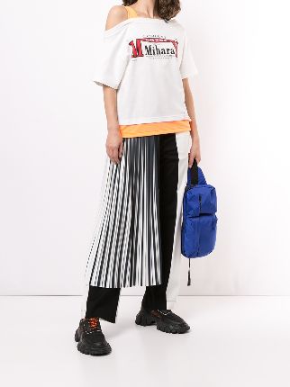 layered cold-shoulder T-shirt展示图