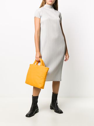 pleated high-neck midi dress展示图