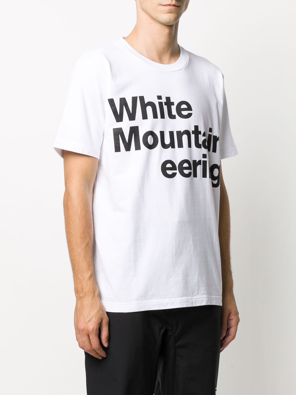 фото White mountaineering футболка с короткими рукавами и логотипом