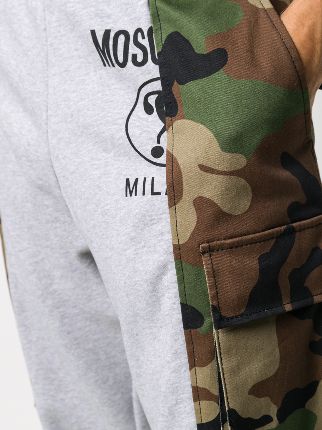 camouflage panelled track pants展示图