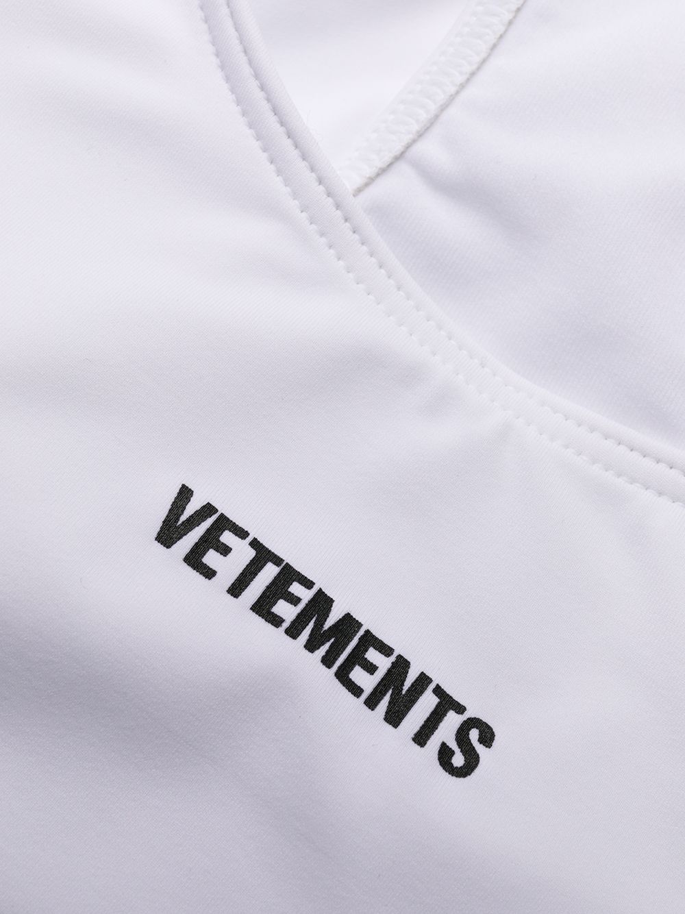 фото Vetements купальник с вырезами и логотипом