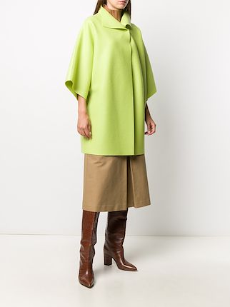 wide-sleeved wool coat展示图