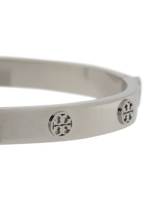 logo detail bracelet展示图