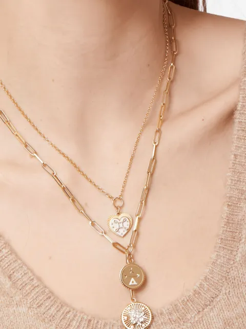 Foundrae 18K yellow gold True Love Petite Medallion pendant