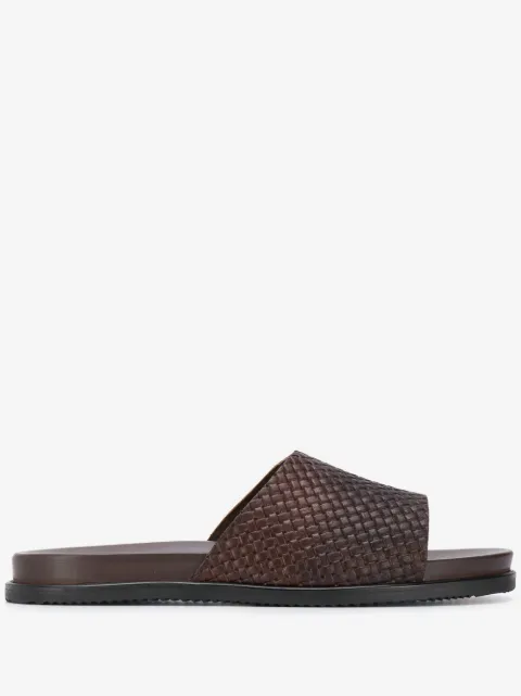 Scarosso slippers con diseño entretejido