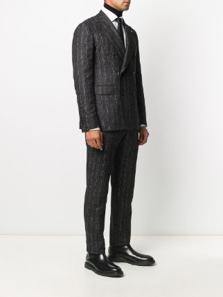 pinstriped double-breasted suit展示图