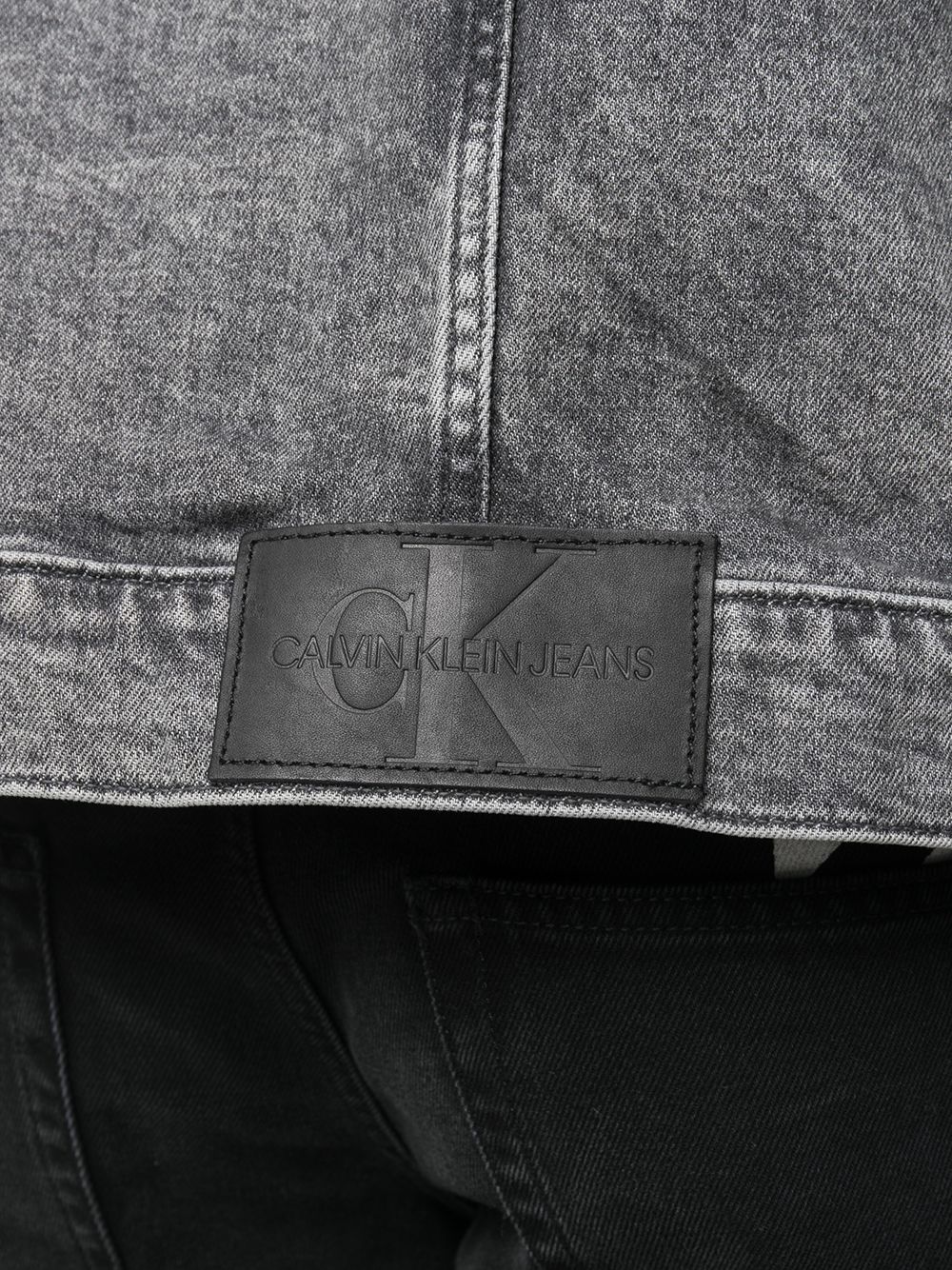 фото Calvin klein jeans джинсовая куртка foundation