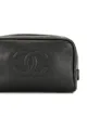 Chanel Pre-Owned باوتش لمستحضرات التجميل بنقش حرفي CC