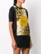 Versace توب بطبعة الباروك