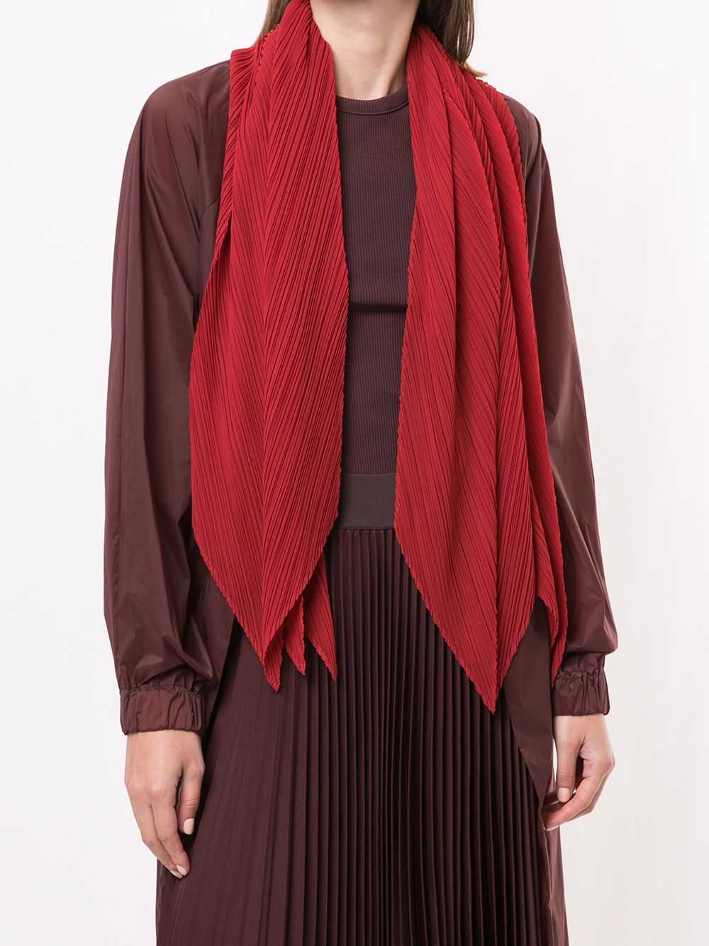 фото Pleats please issey miyake полупрозрачный шарф с плиссировкой