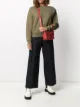 الصورة 2 من Kenzo شنطة كروس صغيرة ببروش حرف K