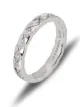 Chanel Pre-Owned 18kt white gold Coco Crush quilted diamond ring