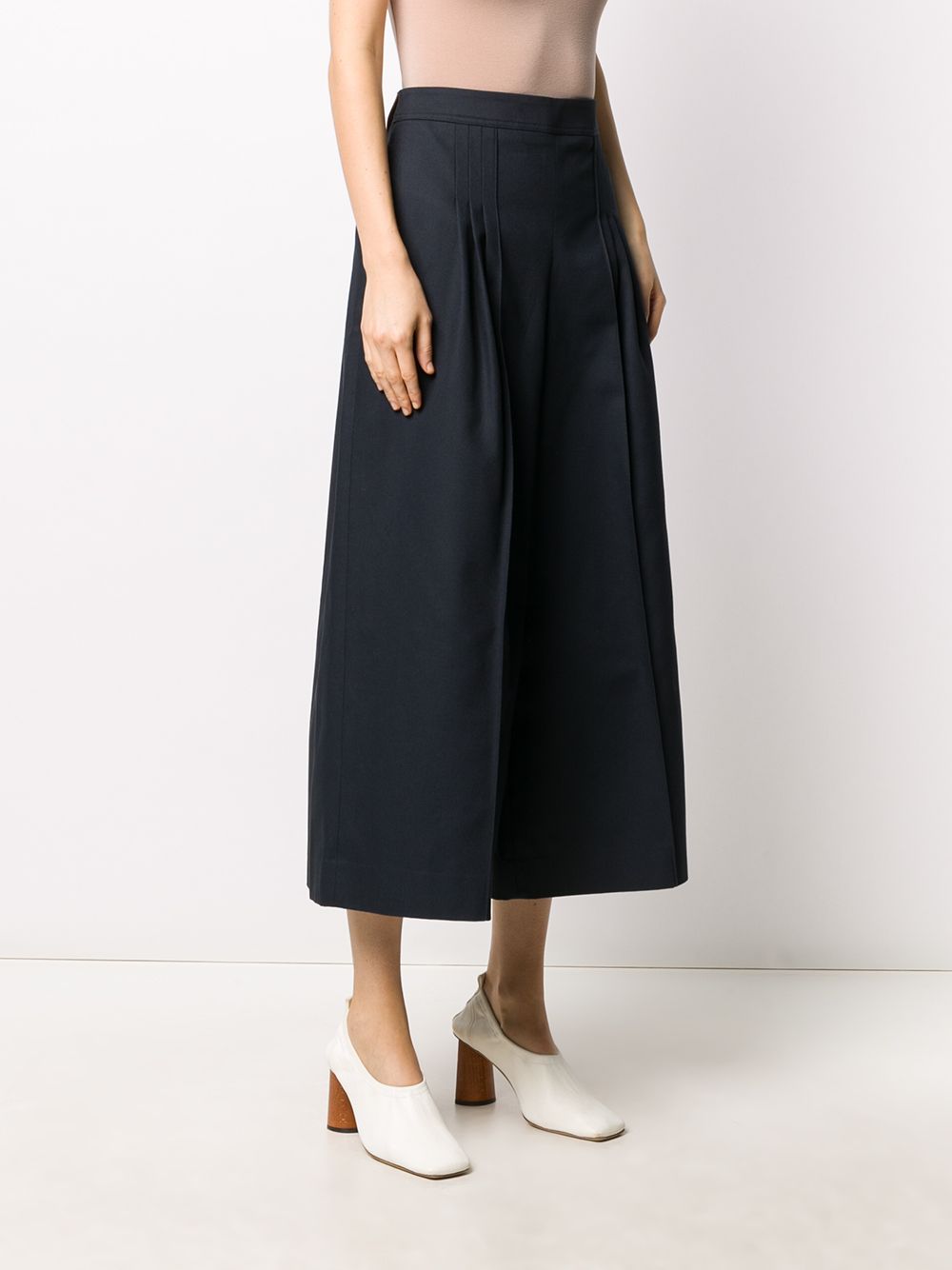 фото Loewe cropped culotte trousers