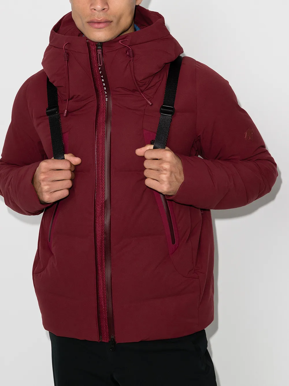 фото Descente allterrain red mizusawa padded jacket