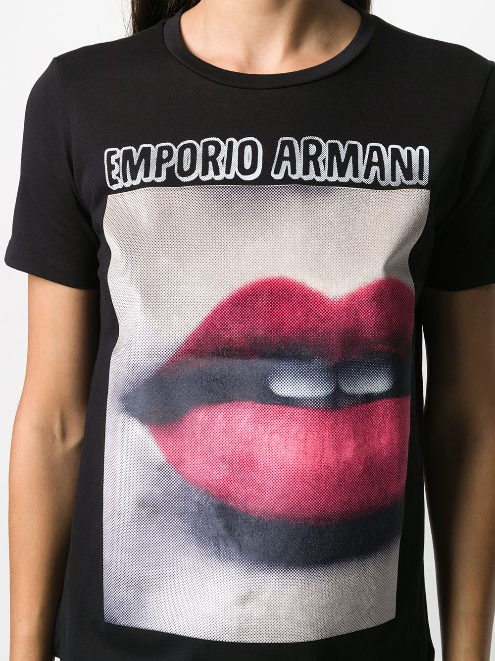 фото Emporio armani футболка с логотипом