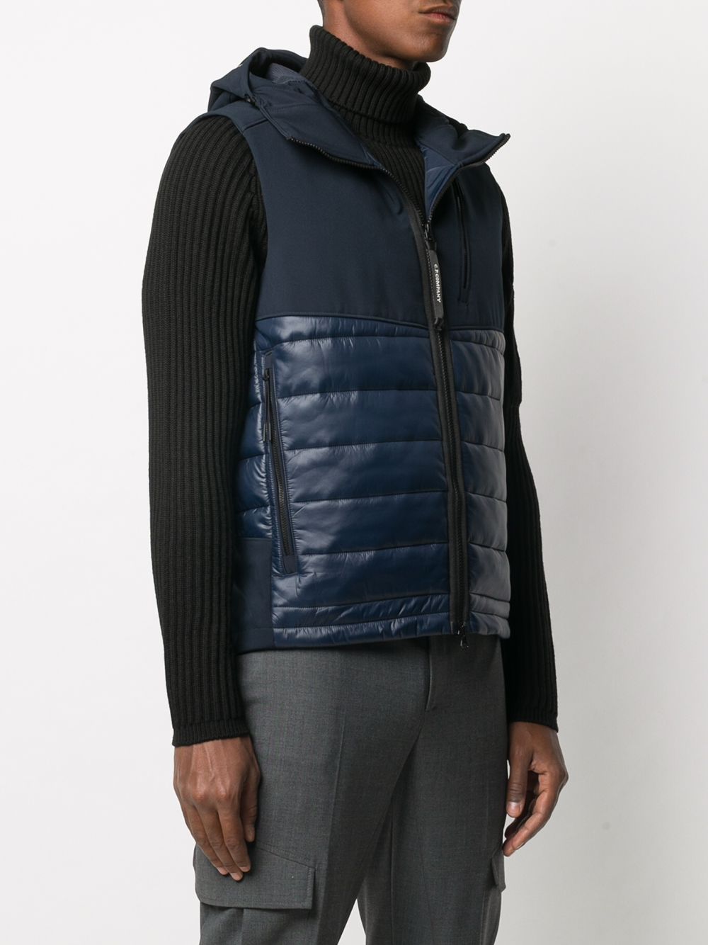 фото C.p. company goggle hood padded gilet