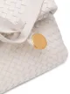 Bottega Veneta شنطة كروس صغيرة بتصميم إنترشياتو