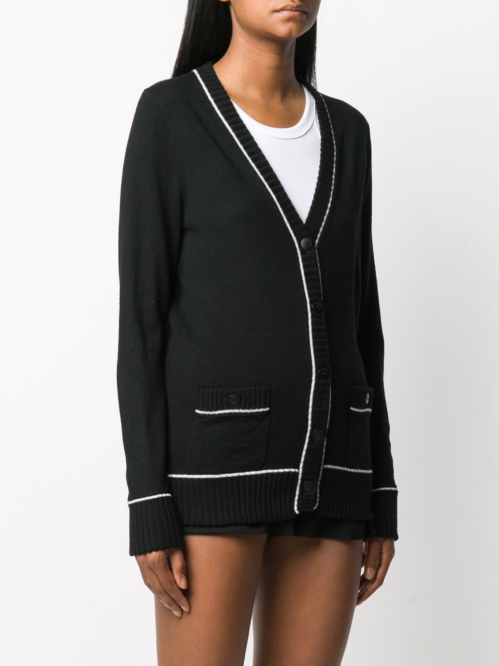 фото Chanel pre-owned 2015 v-neck cardigan