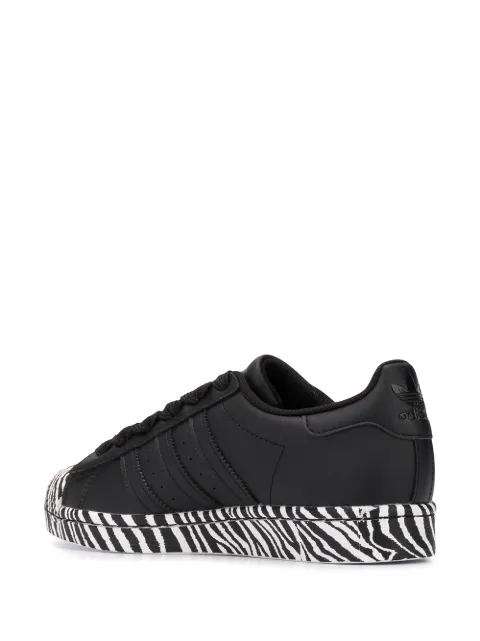 adidas superstar zebra