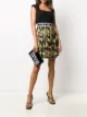 الصورة 2 من Versace Jeans Couture كلاتش بنقش شعار الماركة