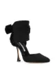 الصورة 2 من Manolo Blahnik حذاء ´بومبيا´ بكعب وبكاحل ملفوف