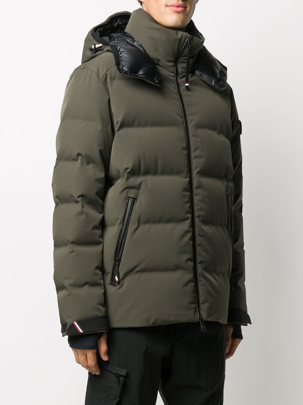 фото Moncler grenoble пуховик camurac