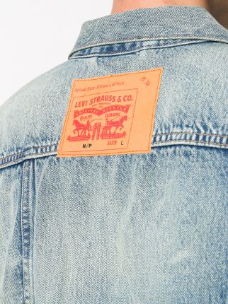 x Levi's 牛仔夹克展示图