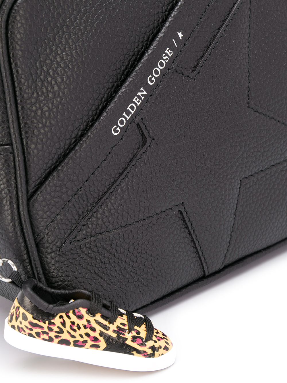 фото Golden goose signature star-patch logo shoulder bag