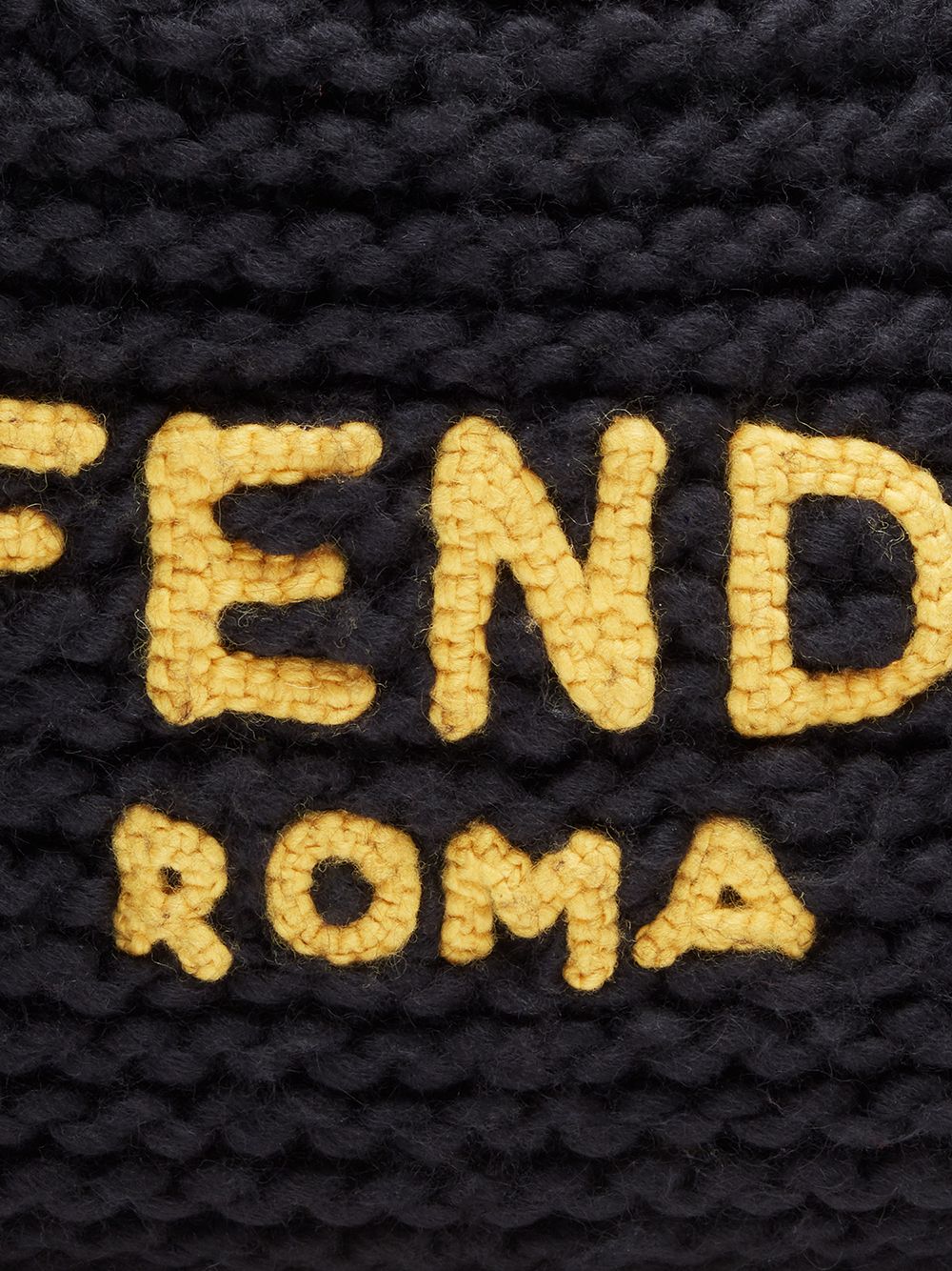 фото Fendi вязаная сумка-тоут с логотипом