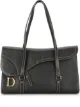 الصورة 1 من Christian Dior شنطة عملية كلاسيكية بقلاب