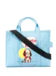 الصورة 1 من Marc Jacobs شنطة عملية بطبعة I Hate Art