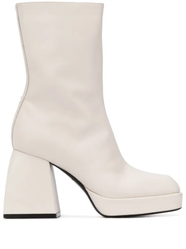round toe boots with heel