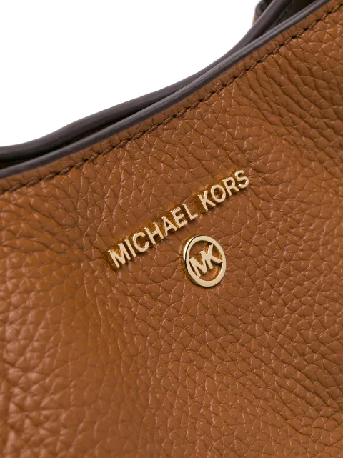 michael kors carrie medium