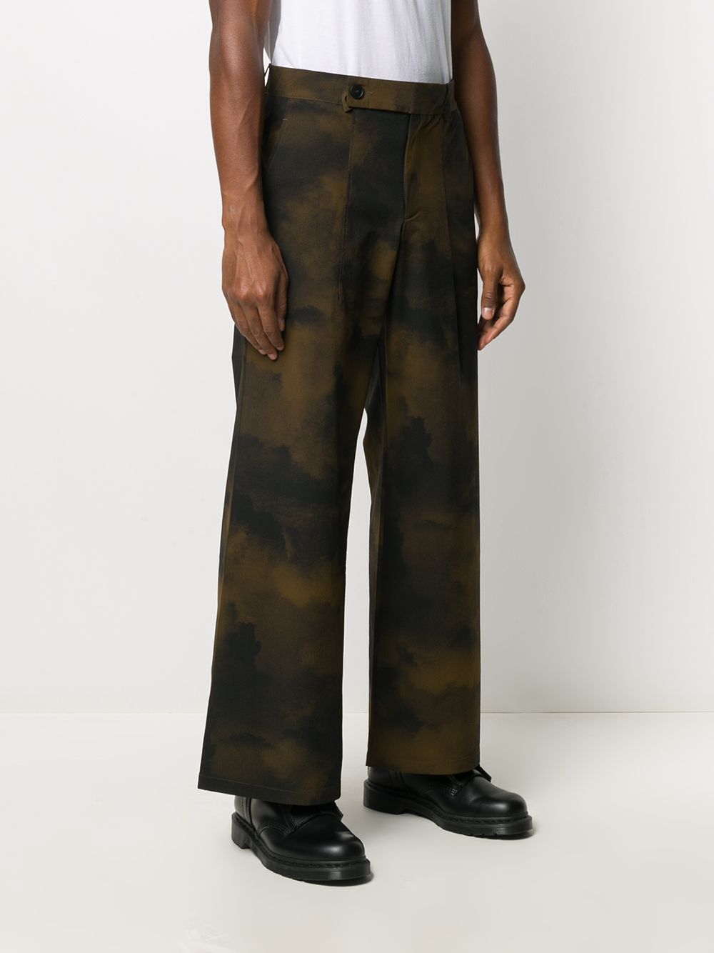 фото A-cold-wall* terrain print trousers