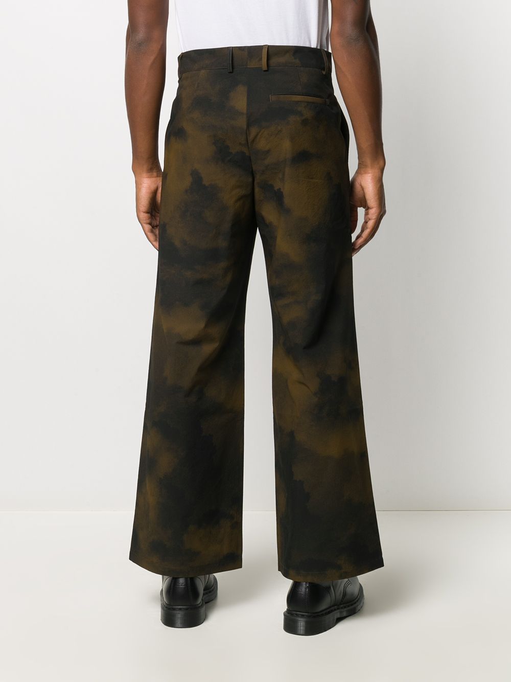 фото A-cold-wall* terrain print trousers