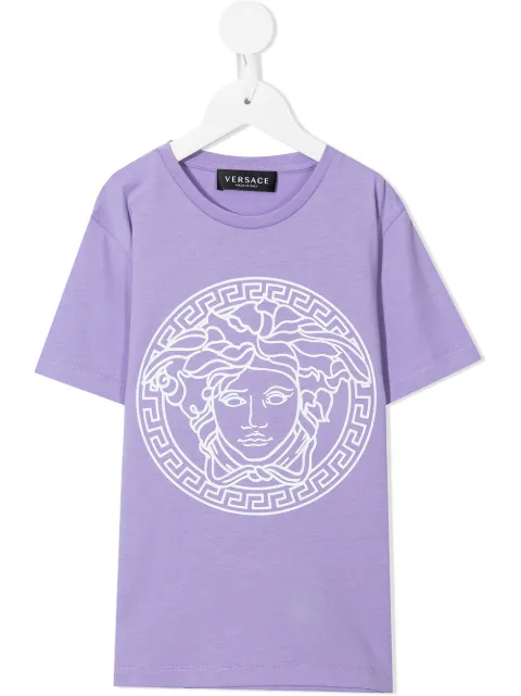 Young Versace تيشيرت قطن بطبعة شعار الماركة