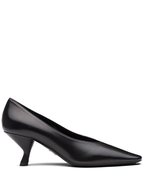 Prada Pointed Toe mid-heel Pump - Farfetch