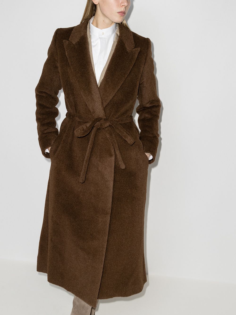 фото Totême пальто с поясом