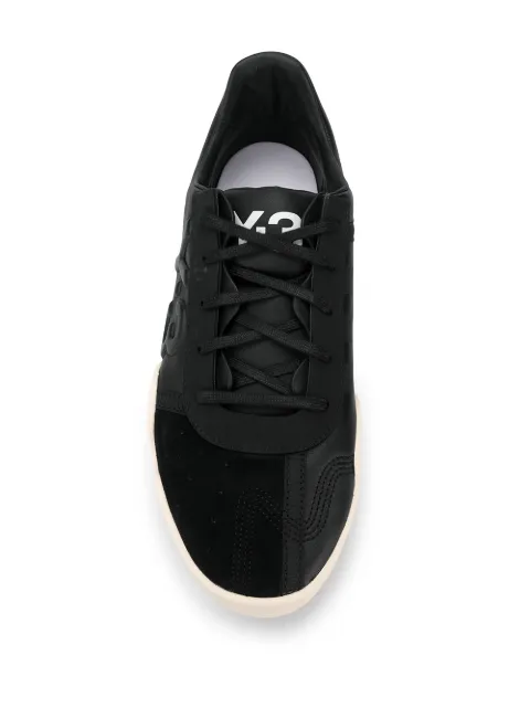 Y-3 LOW TOP YUNU SNEAKERS
