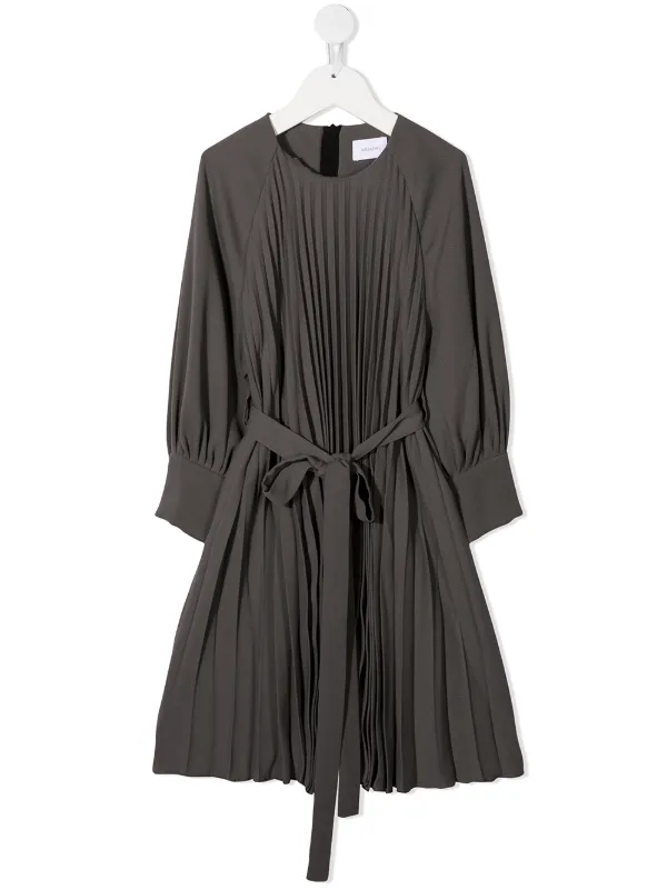 unlabel black dress
