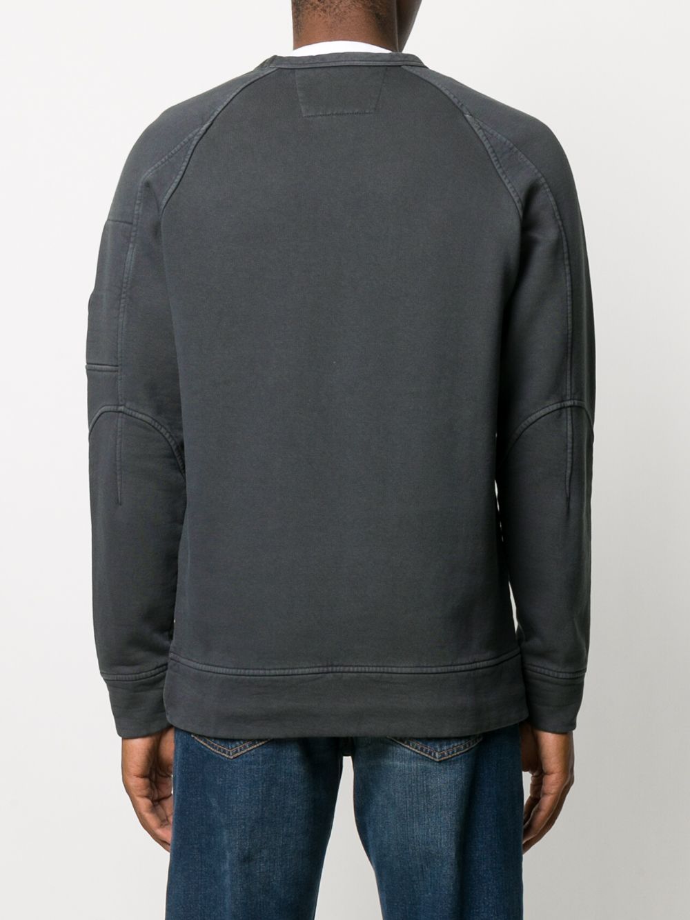 фото C.p. company patch-pocket sweatshirt