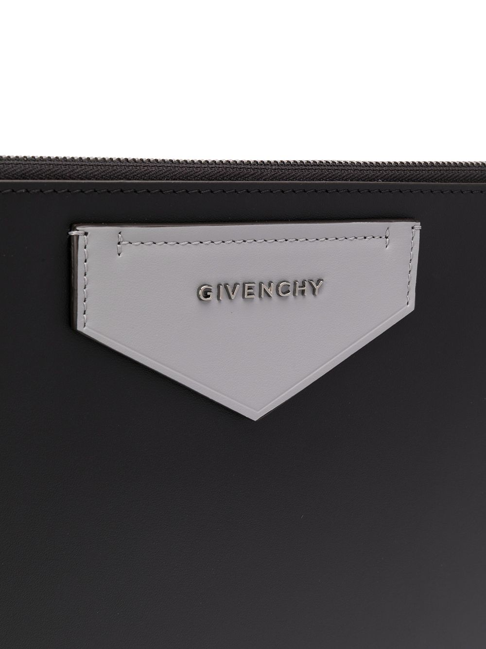 фото Givenchy сумка для телефона antigona