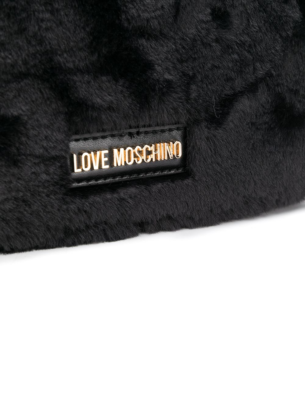 фото Love moschino сумка через плечо с нашивкой-логотипом